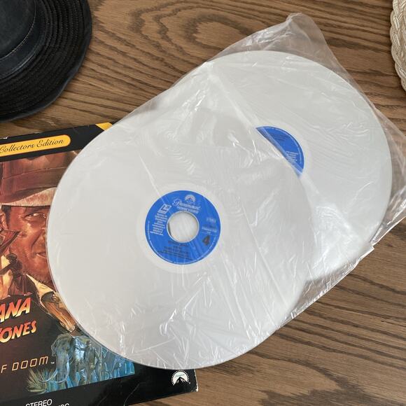 1984 INDIANA JONES Temple Of Doom Movie Laserdisc Collectors Edition - Picture 5 of 5